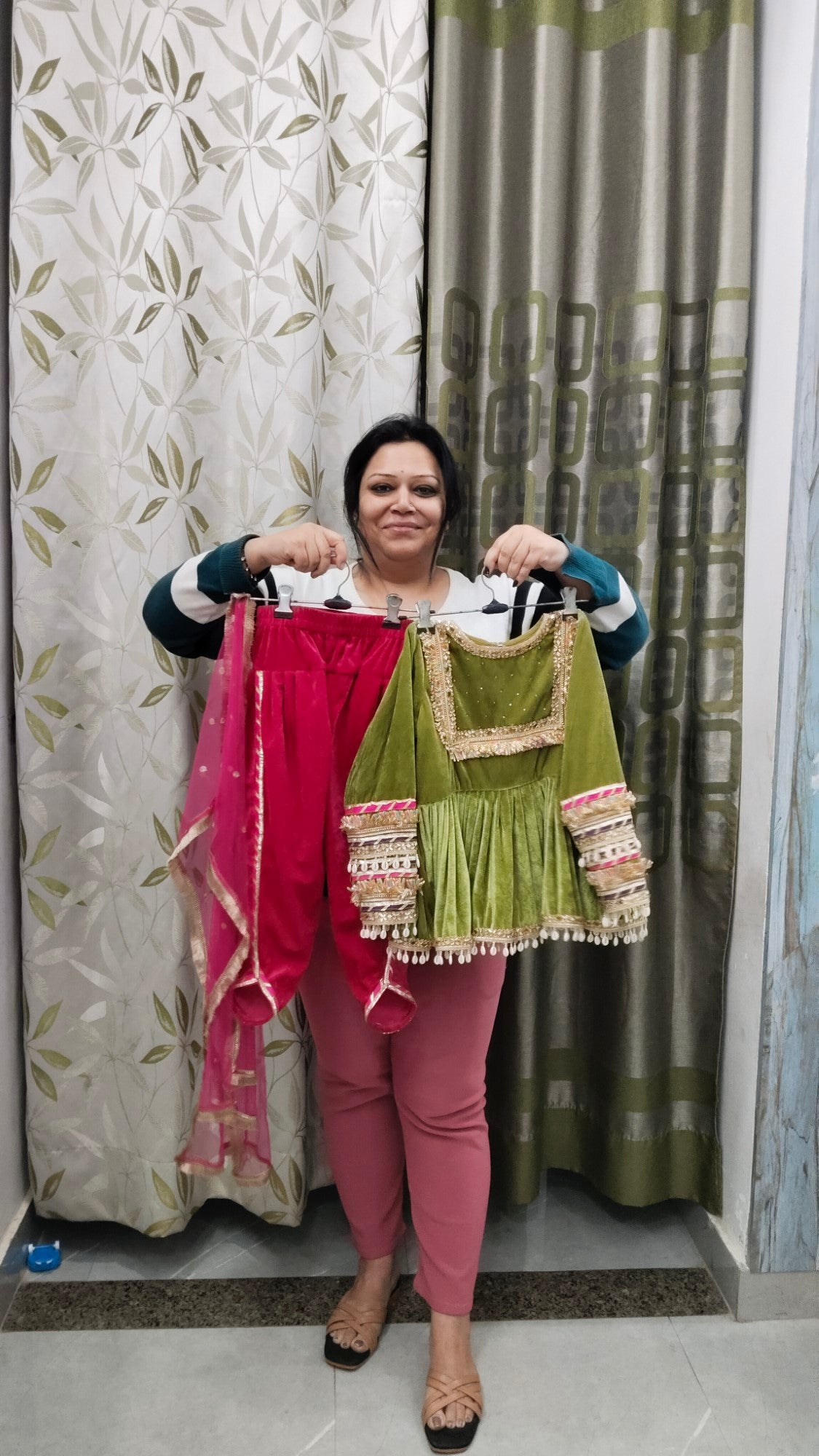 Premium Velvet Kaudi Dress