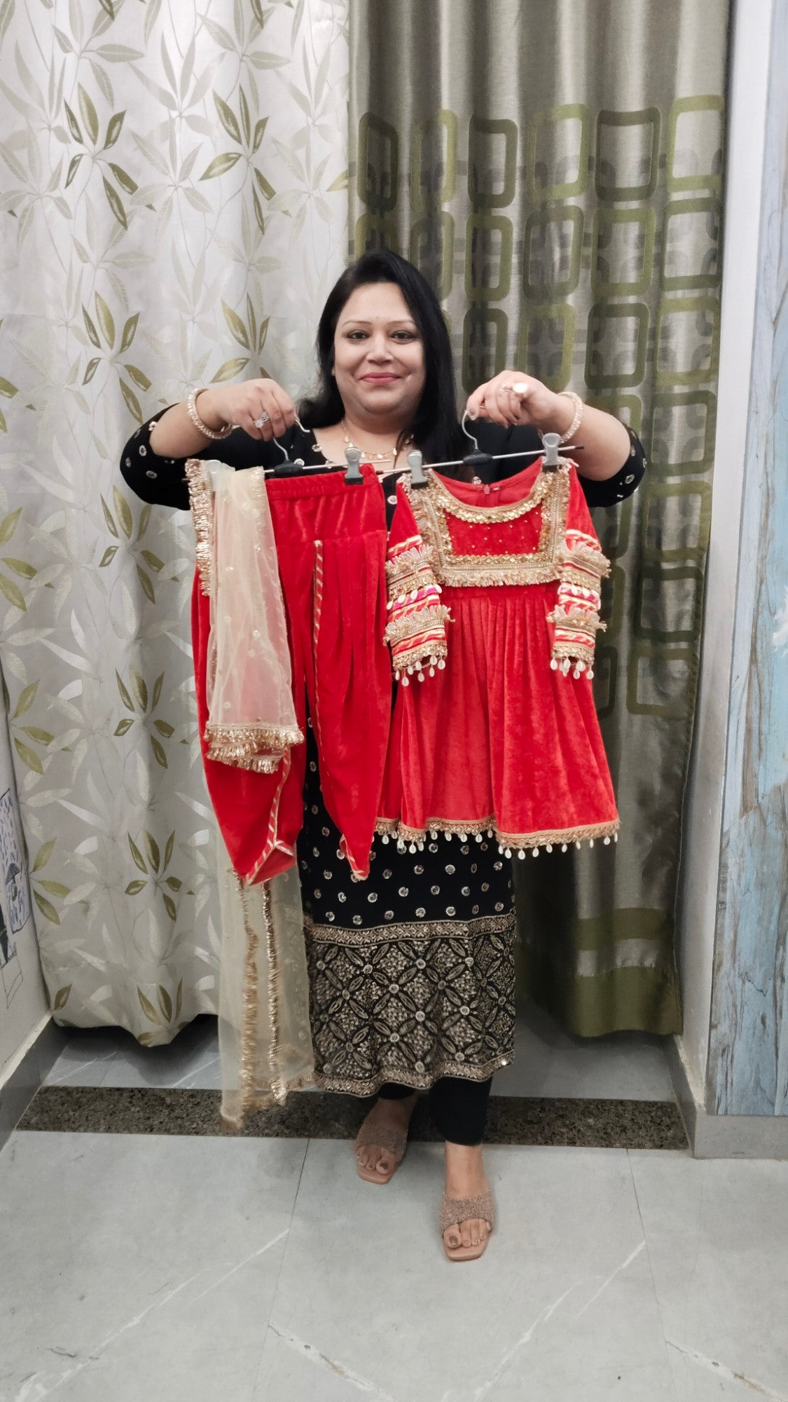 Premium Velvet Kaudi Dress