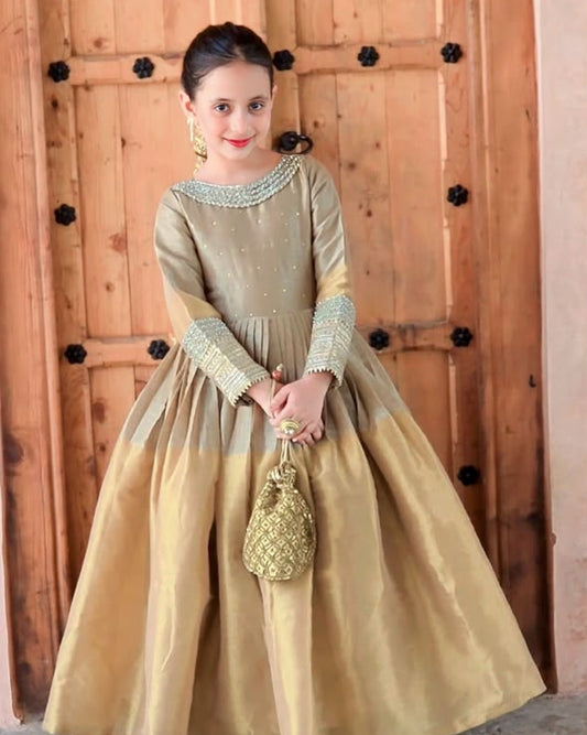 Luxury Silk Gawn