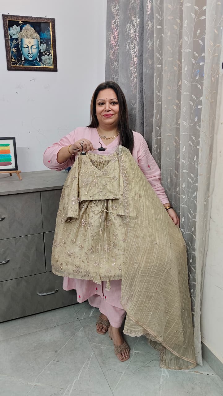 Premium Crush Handwork Lehnga