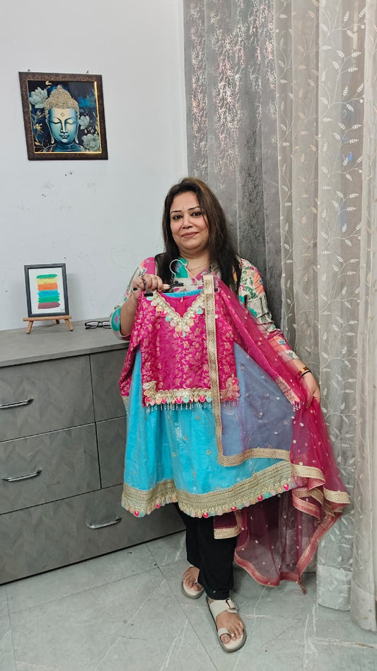 Lehnga Kurti Set